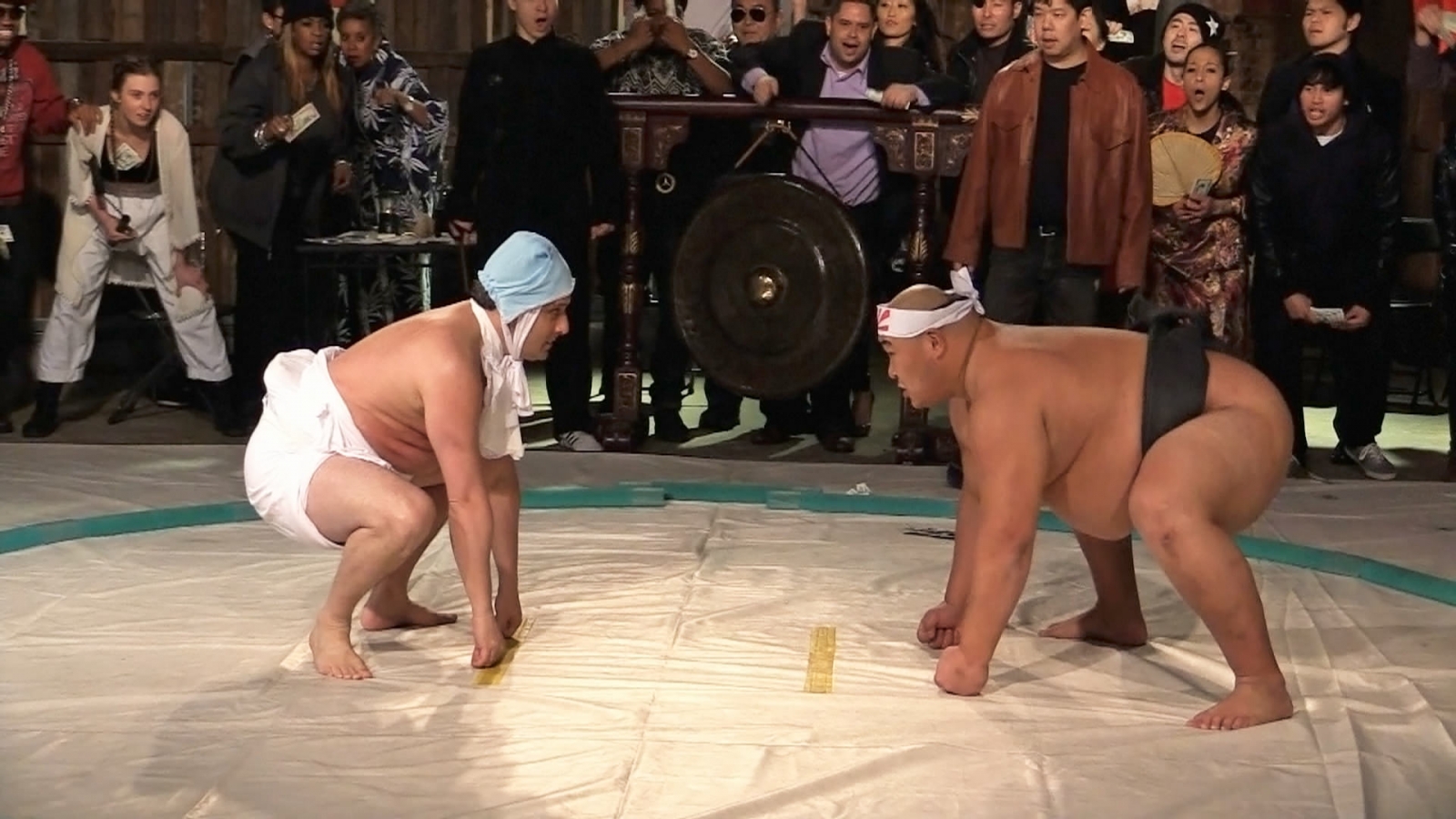 Pseudo-Sumo | truTV.com